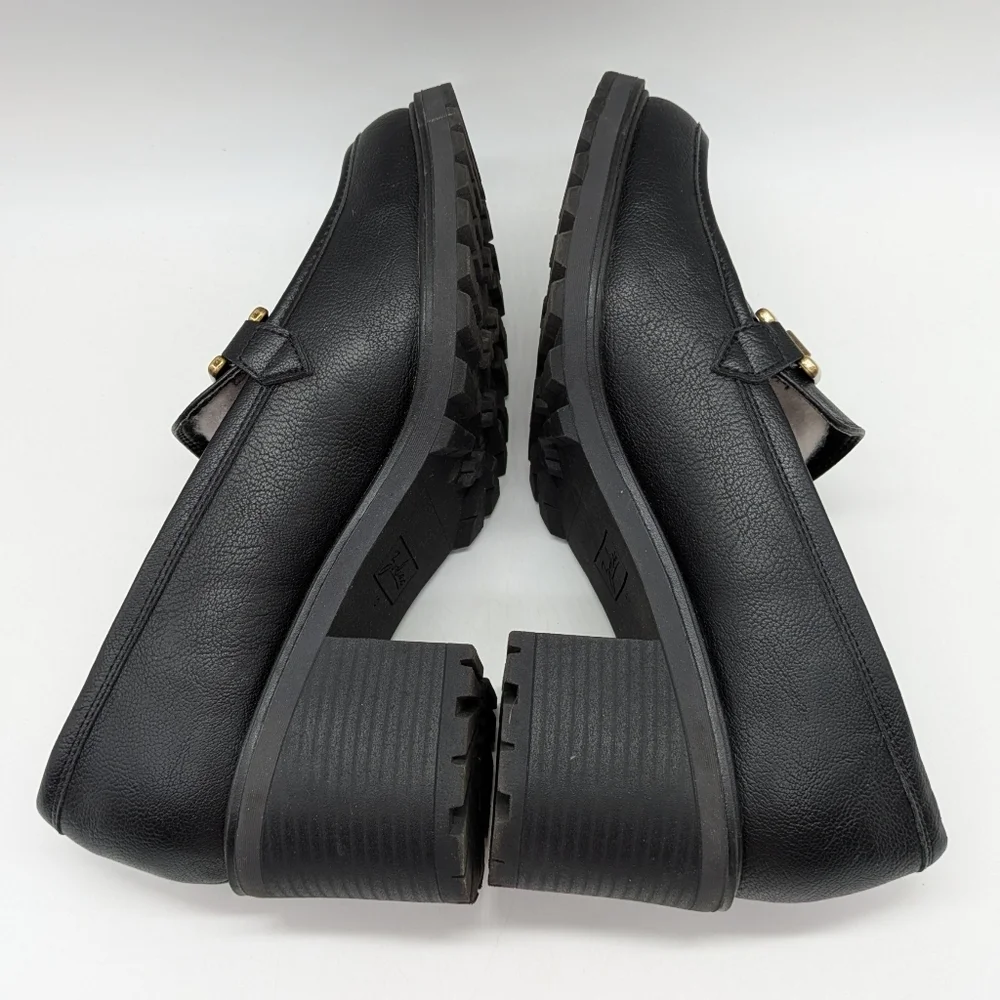 Zodiac Gemma Black Leather Gold Buckle Lug Sole Wedge Heel Loafer 10